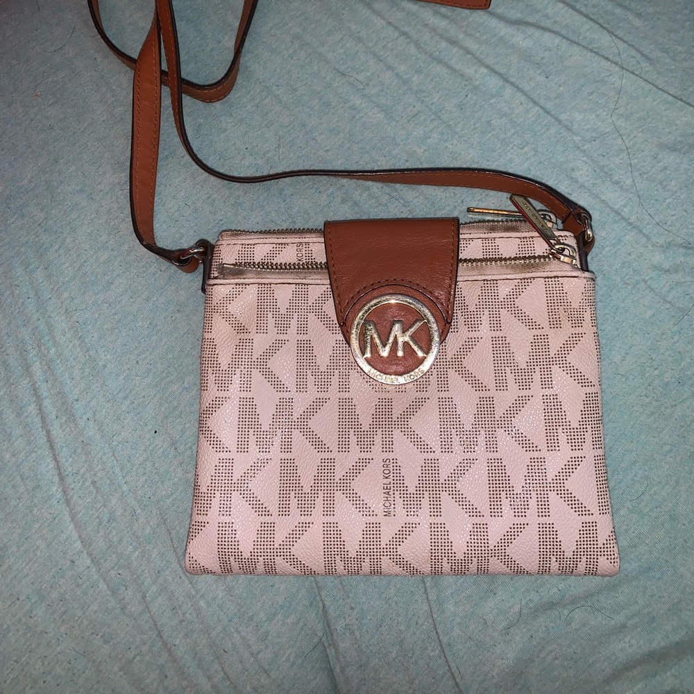 Michael Kors Crossbody